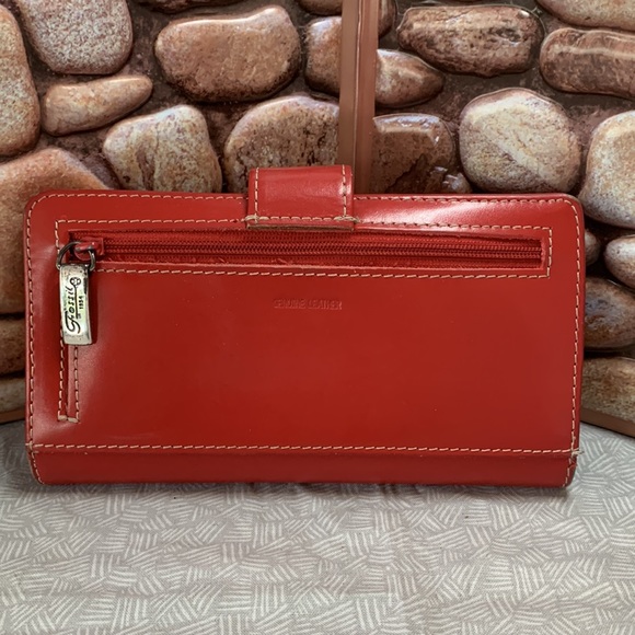 Fossil Red Leather (6") Organizer Wallet With Pen Holder & Silver Accents - Picture 3 of 16